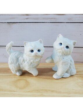 Homco Vintage White Persian Kitten Cat Figurines With Blue Eyes 1970s Taiwan